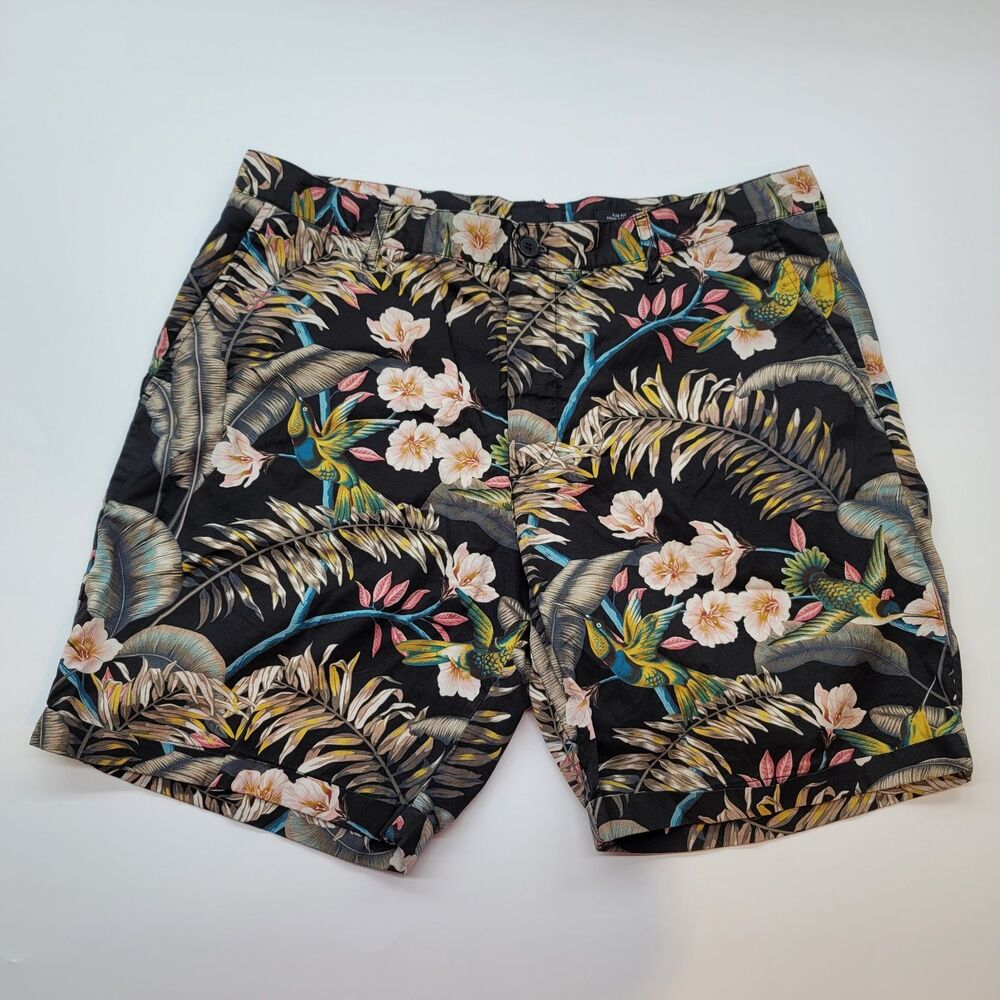 H&M Slim Fit Tropical Bird & Floral Theme Men’s Chino Shorts Size 36R